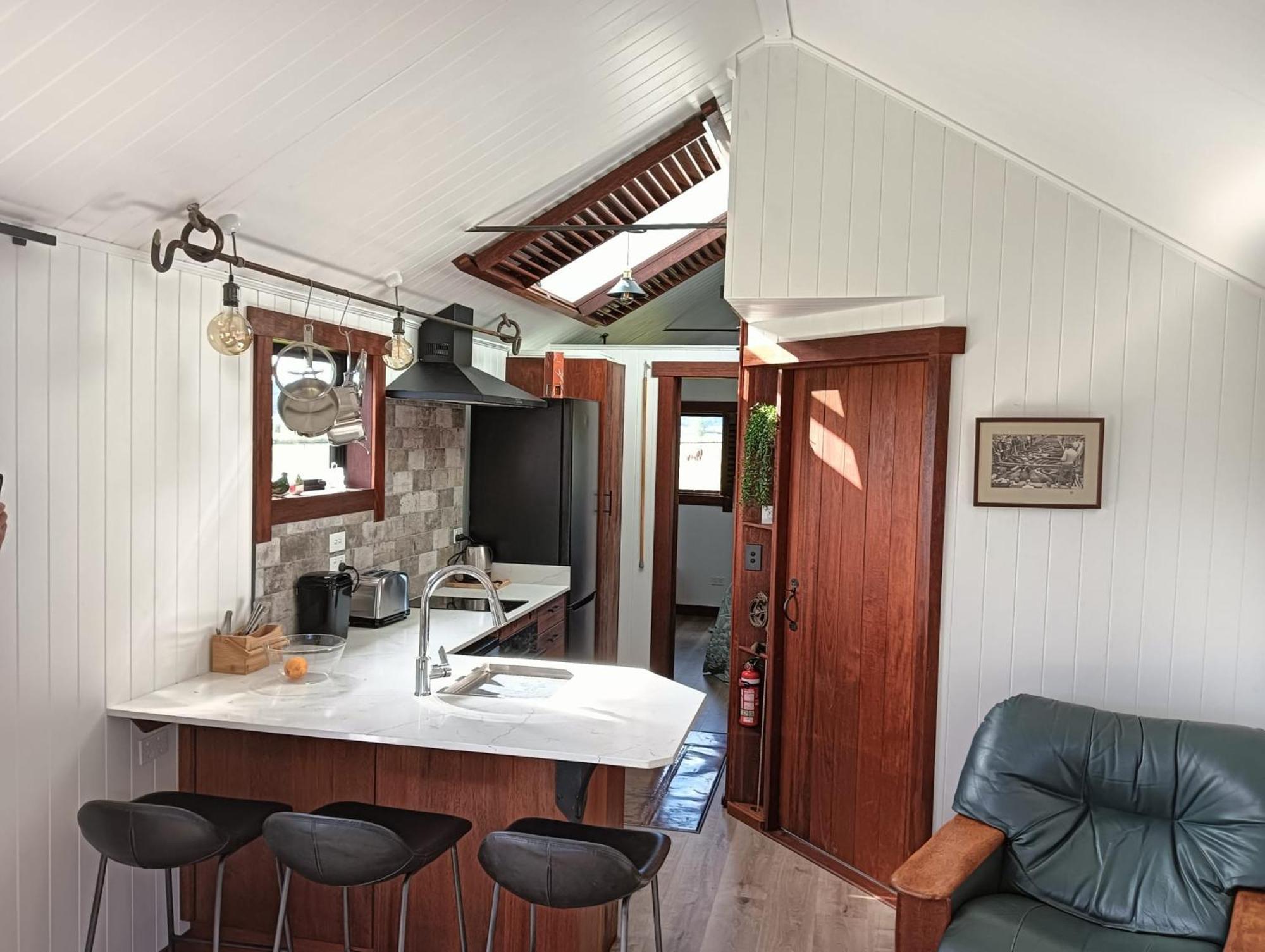 The Hut 56 Vila Whitianga Exterior foto